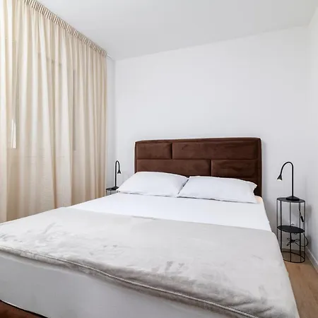 With A Parking Space - 2226 Apartman Rovinj